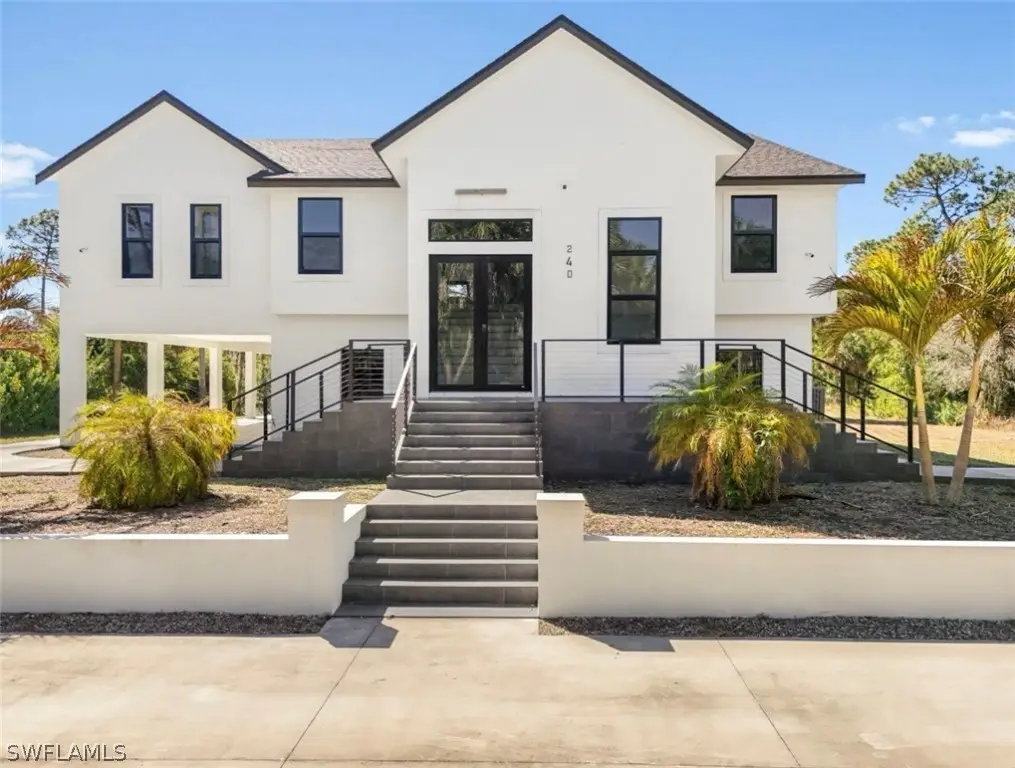 240 33rd Avenue Ne, Naples, FL 34120 - #1