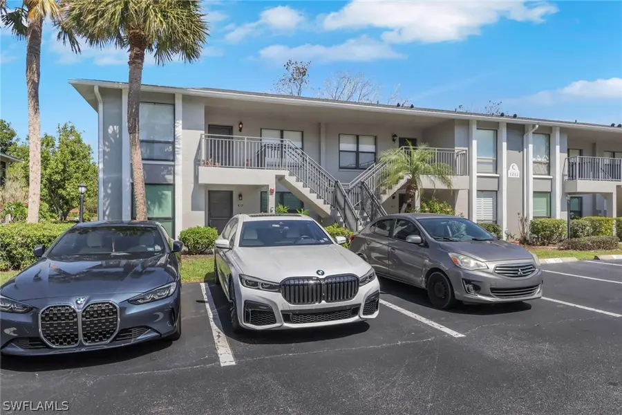 1211 Commonwealth Circle #C201, Naples, FL 34116 - #2