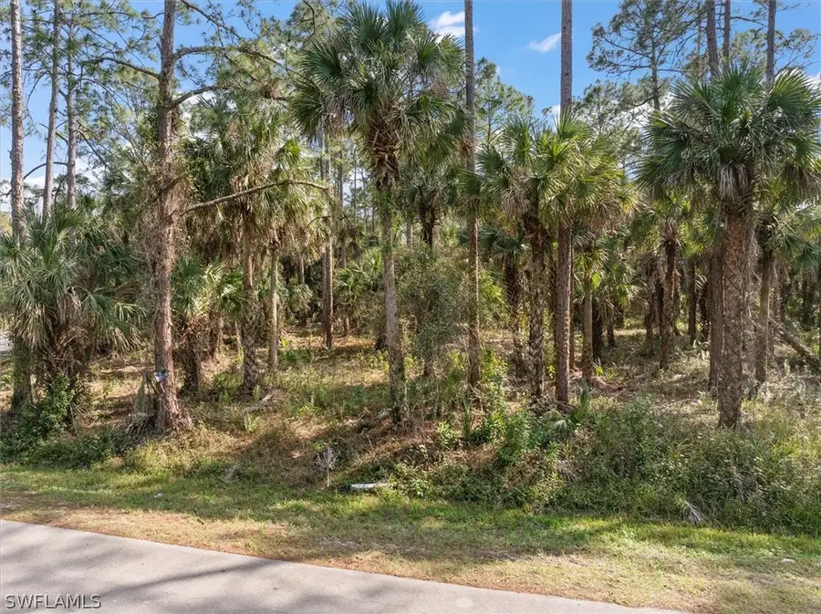 810 20th Avenue Nw, Naples, FL 34120 - #3