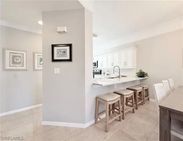 8555 Naples Heritage Drive #211, Naples, FL 34112