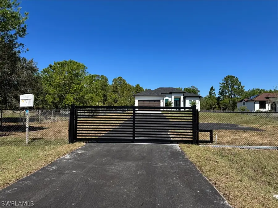 3217 60th Avenue Ne, Naples, FL 34120 - #2