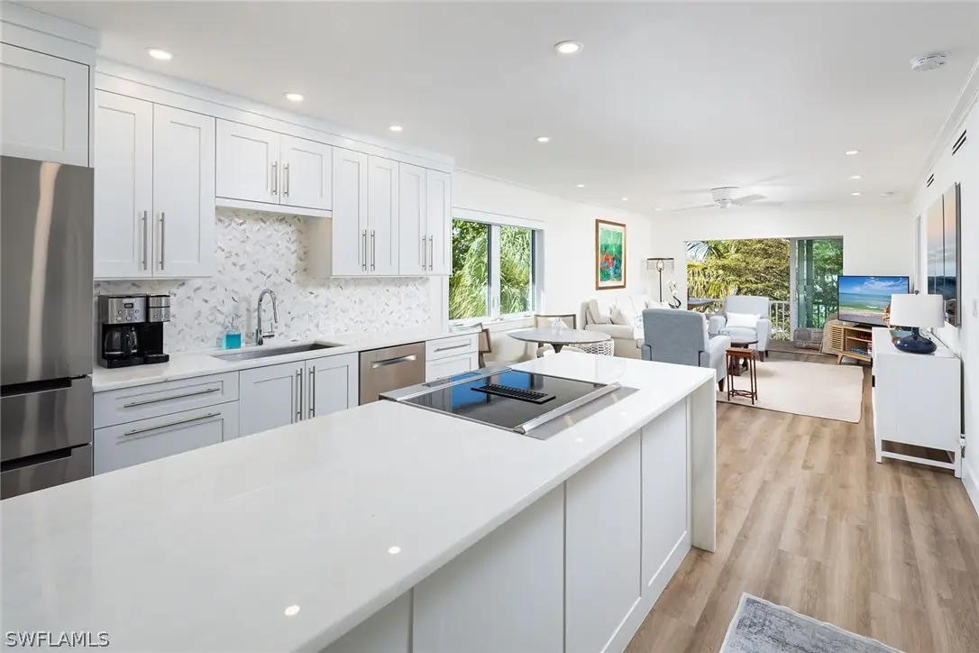 333 4th Avenue S #303, Naples, FL 34102 - #1