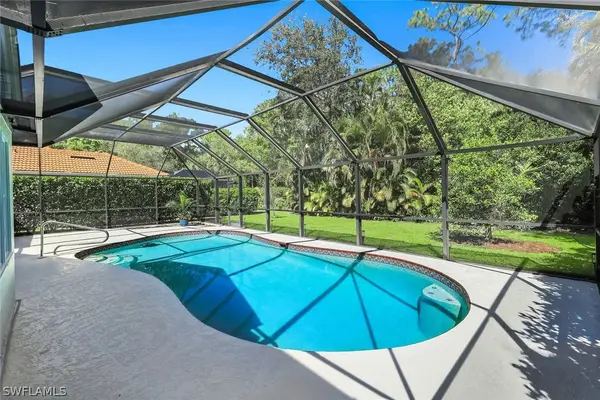 547 Cormorant Cove, Naples, FL 34113