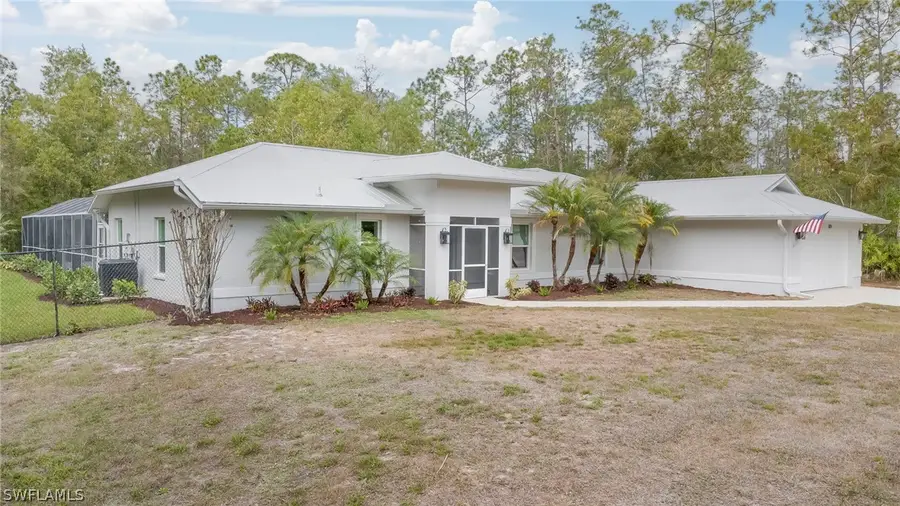 825 Desoto Boulevard N, Naples, FL 34120 - #2