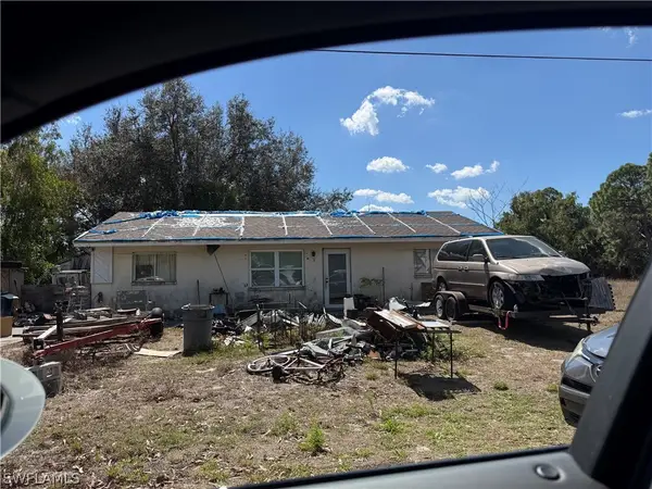 3203 28th Street Sw, Lehigh Acres, FL 33976