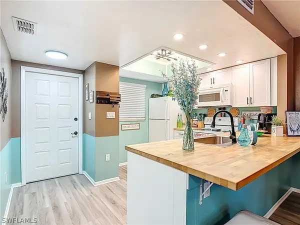 1201 Barrett Road #1204, North Fort Myers, FL 33903