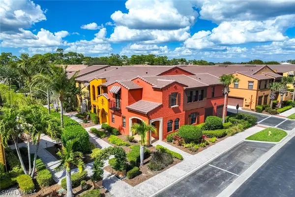 9037 Alturas Street #3702, Naples, FL 34113