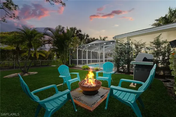 660 111th Avenue N, Naples, FL 34108