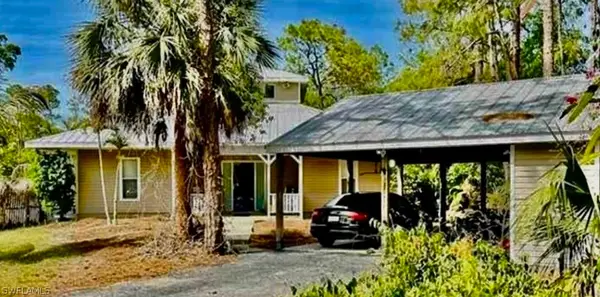 5281 Teak Wood Drive, Naples, FL 34119