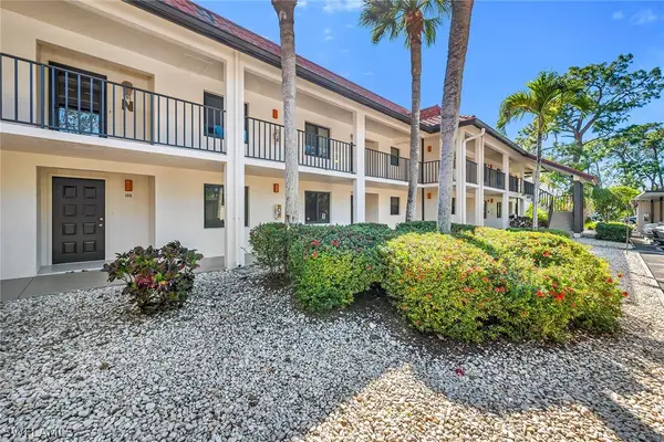 4955 Pepper Circle #B106, Naples, FL 34113