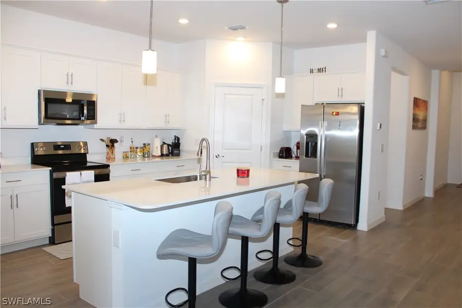 2261 Avocado Lane, Naples, FL 34120 - #2