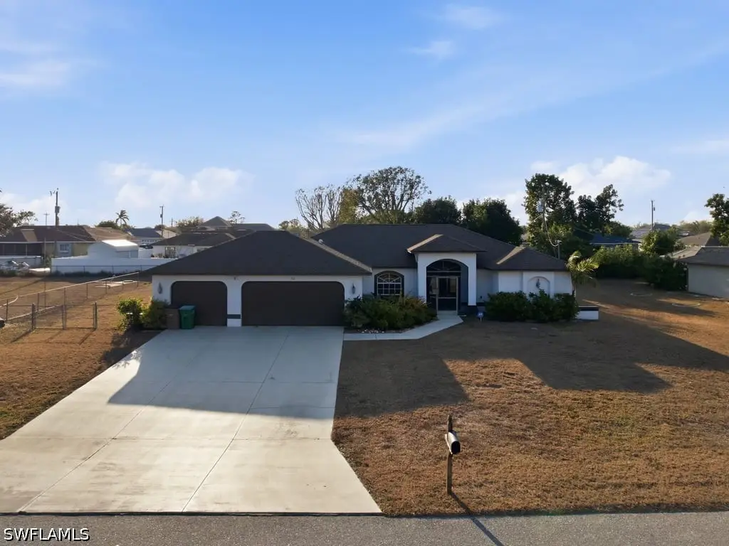 32 NE 9th Avenue, Cape Coral, FL 33909 - #1