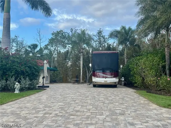 4710 Southern Breeze Drive, Naples, FL 34114