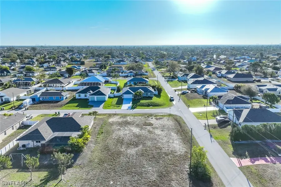 3016 SW 7th Avenue, Cape Coral, FL 33914 - #3