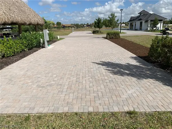 5570 Laguna Caribe Circle, Fort Myers, FL 33905