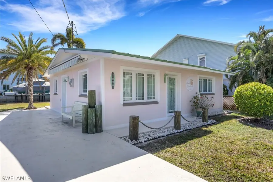 1290 Venetian Way, Naples, FL 34110 - #3