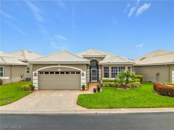 19497 Silver Oak Drive, Estero, FL 33967