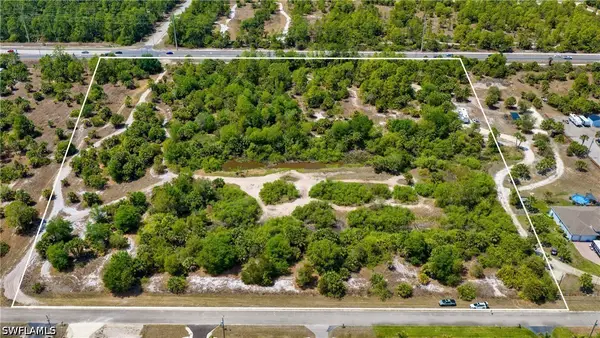 123 8th Street Ne, Naples, FL 34120