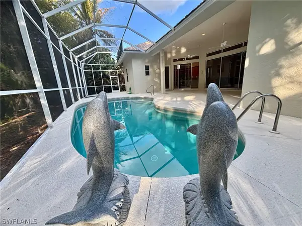 615 Soliel Drive, Naples, FL 34110