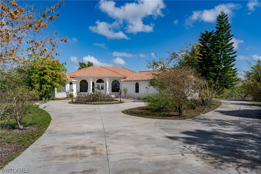 3901 60th Avenue Ne, Naples, FL 34120 - #3