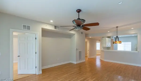 9113 Michael Circle #9, Naples, FL 34113