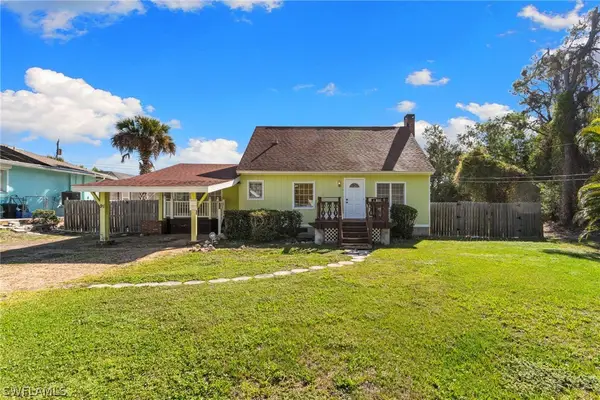 91 Constitution Drive, Naples, FL 34112