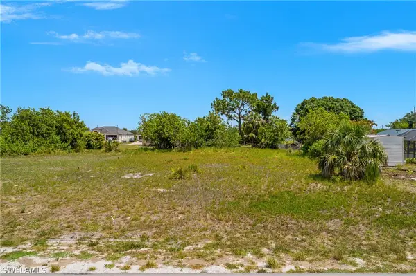 5402 5th Street W, Lehigh Acres, FL 33971