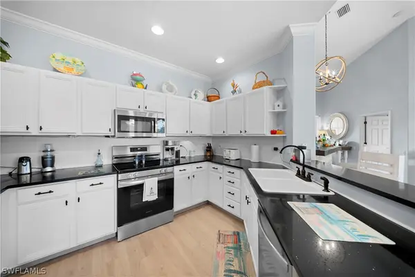 8457 Radcliffe Terrace #202, Naples, FL 34120