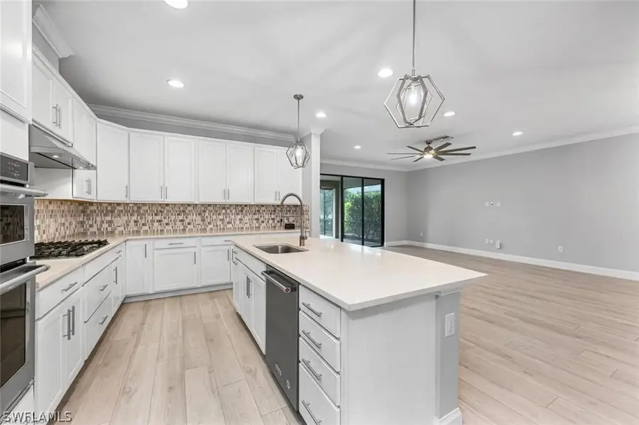 16273 Borelle Circle, Naples, FL 34110 - #3