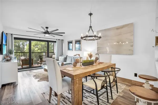 600 Neapolitan Way #353, Naples, FL 34103