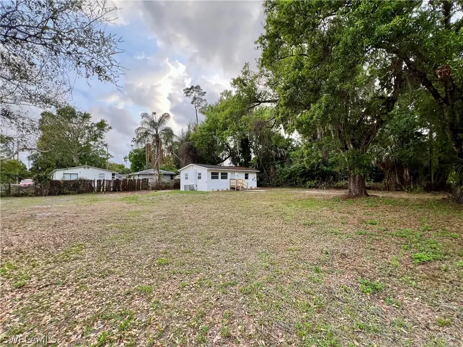 427 Capitol Street, North Fort Myers, FL 33903 - #3