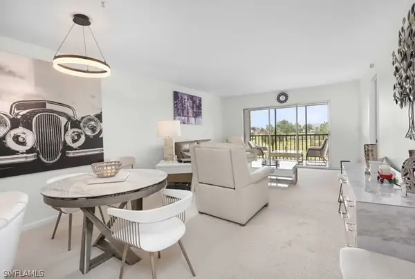 37 High Point Circle E #307, Naples, FL 34103