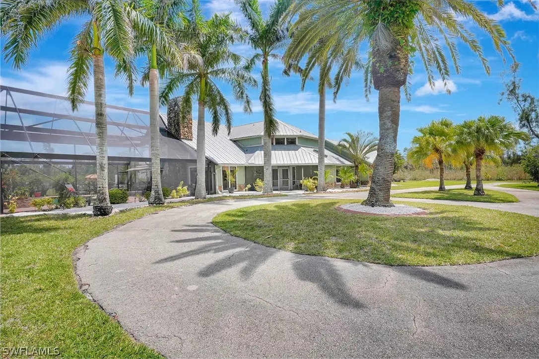 7235 Lake Drive, Fort Myers, FL 33908 - #1