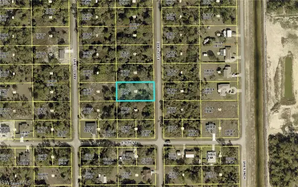 905 Fitch Avenue, Lehigh Acres, FL 33972