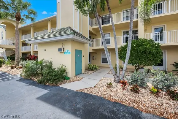 15495 Cedarwood Lane #204, Naples, FL 34110