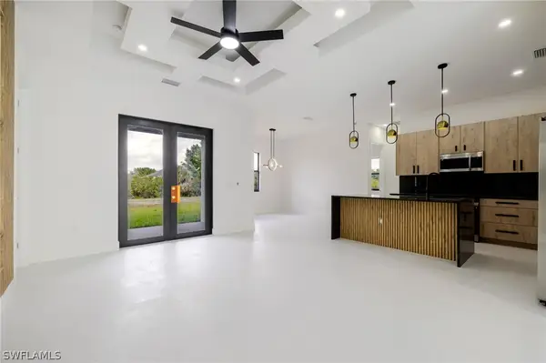 817 Frederick Reid Street E, Lehigh Acres, FL 33974