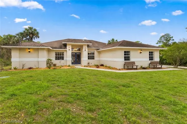 3860 20th Avenue Se, Naples, FL 34117