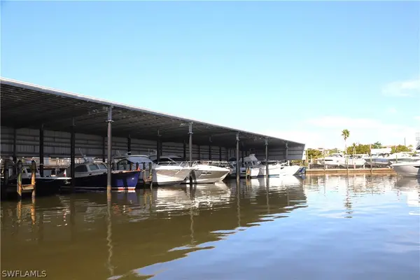 705 11th Street S, Naples, FL 34102