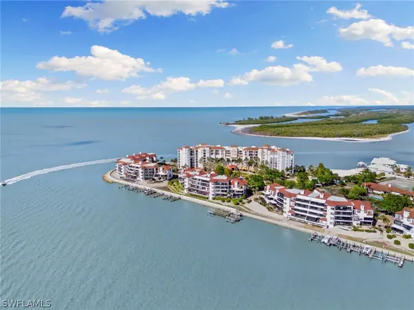 406 La Peninsula Boulevard #406, Naples, FL 34113