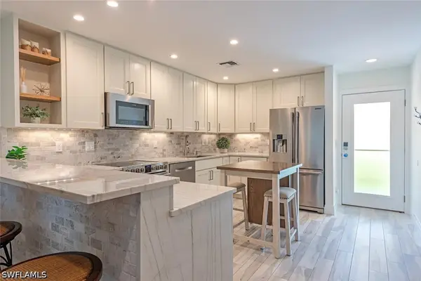 1417 Chesapeake Avenue #202, Naples, FL 34102