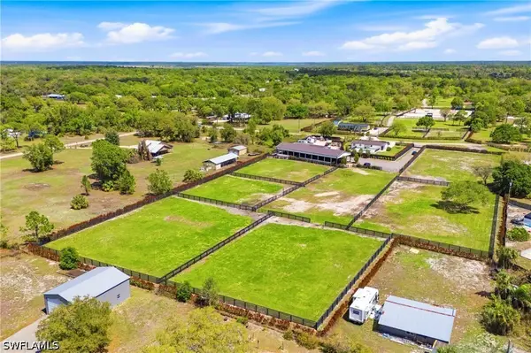 21571 N River Road, Alva, FL 33920