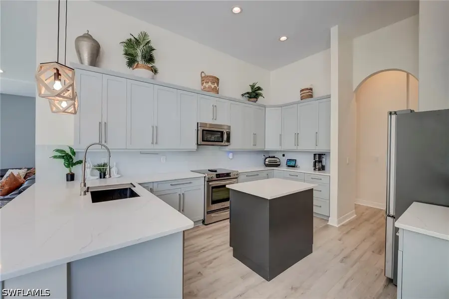 2112 Amargo Way, Naples, FL 34119 - #3