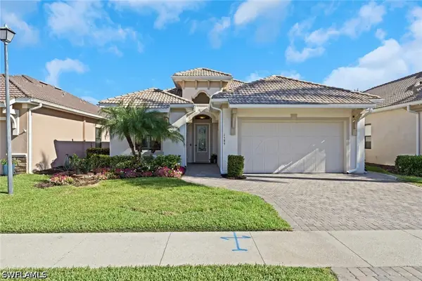 1589 Serrano Circle, Naples, FL 34105