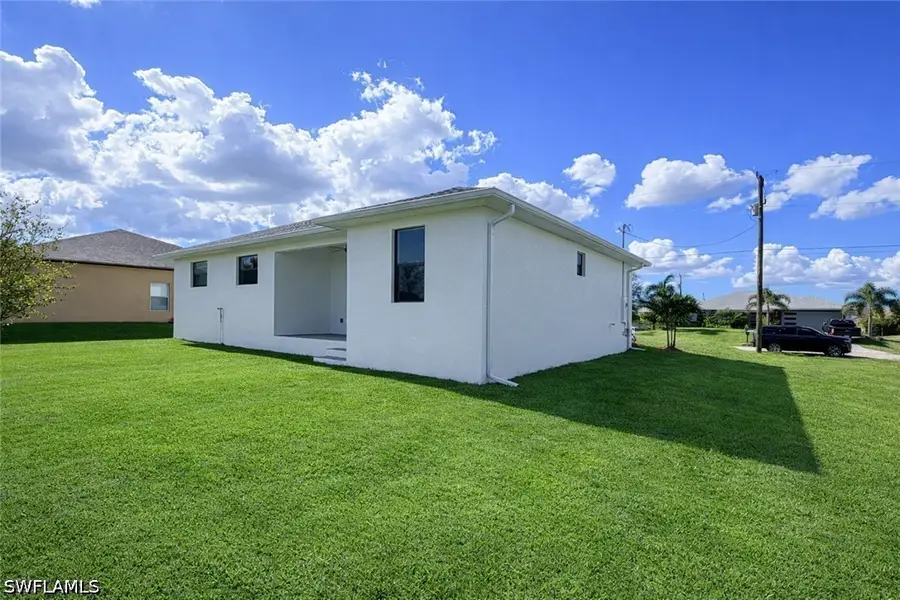 211 NW 25th Avenue, Cape Coral, FL 33993 - #3