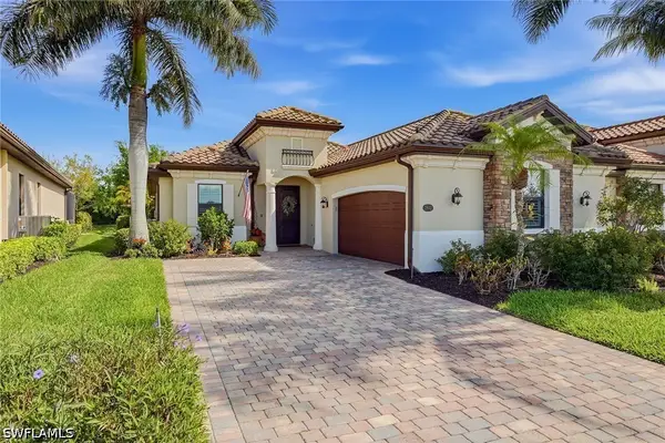 2842 Aviamar Circle, Naples, FL 34114
