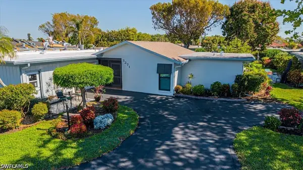 3271 Boca Ciega Drive #D50, Naples, FL 34112