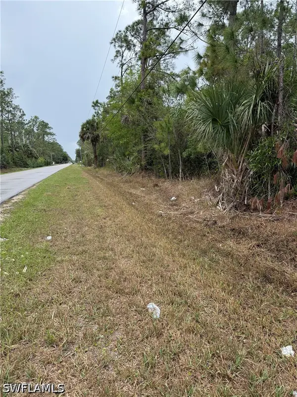 33rd Avenue Ne, Naples, FL 34120