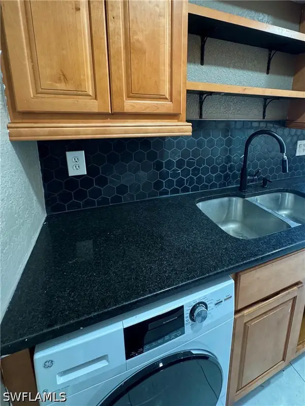 4603 Bayshore Drive #F4, Naples, FL 34112