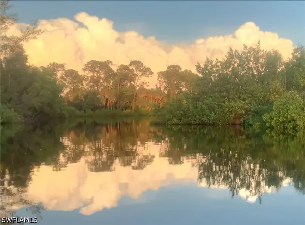 4021 Full Moon Court, Naples, FL 34112