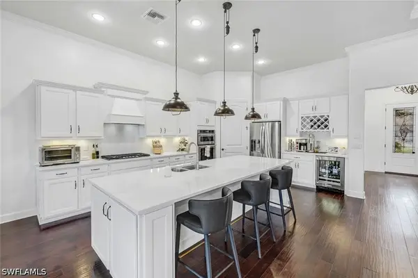 9403 Surfbird Court, Naples, FL 34120